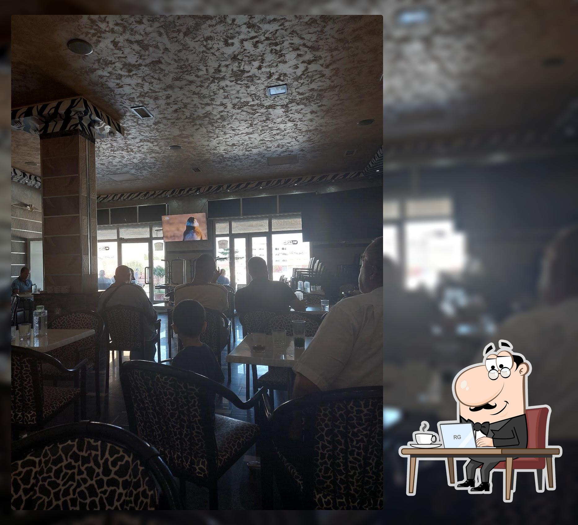 Al akhawayn cafe