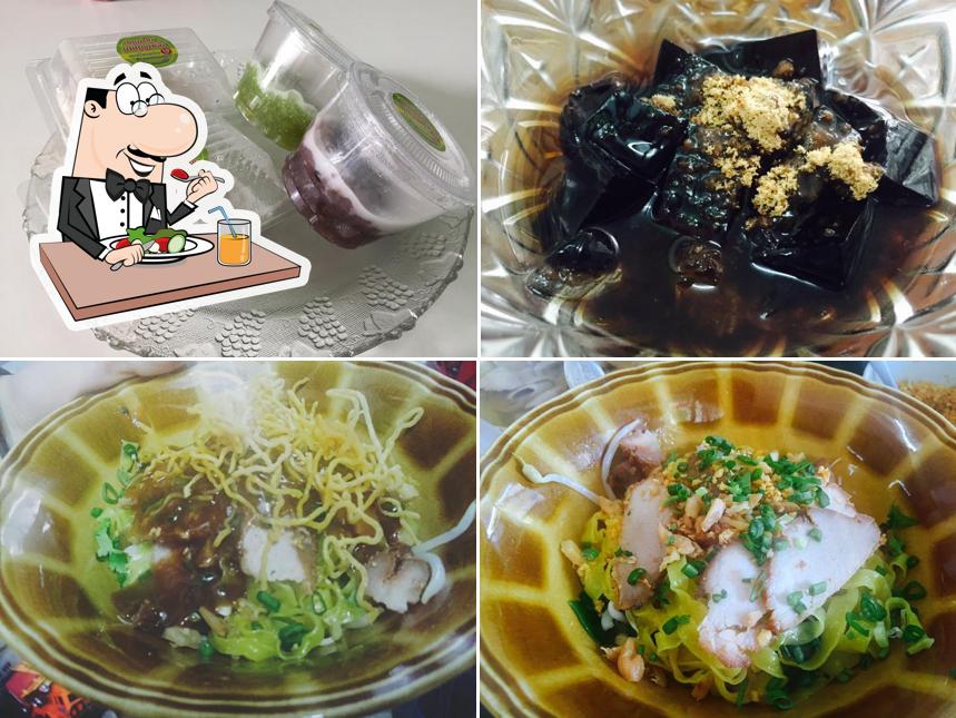 เจ๊เอ็งเจ้าเก่า ก๋วยเตี๋ยวปูจันทบุรี