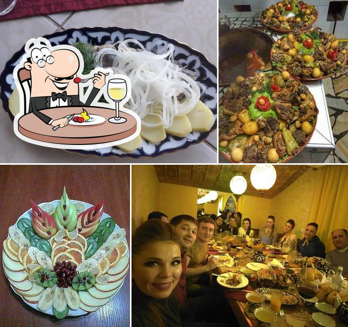 Еда в "Пахта"