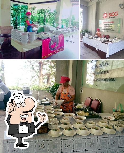 ร้านก๋วยเตี๋ยวปูเนินกระปรอก
