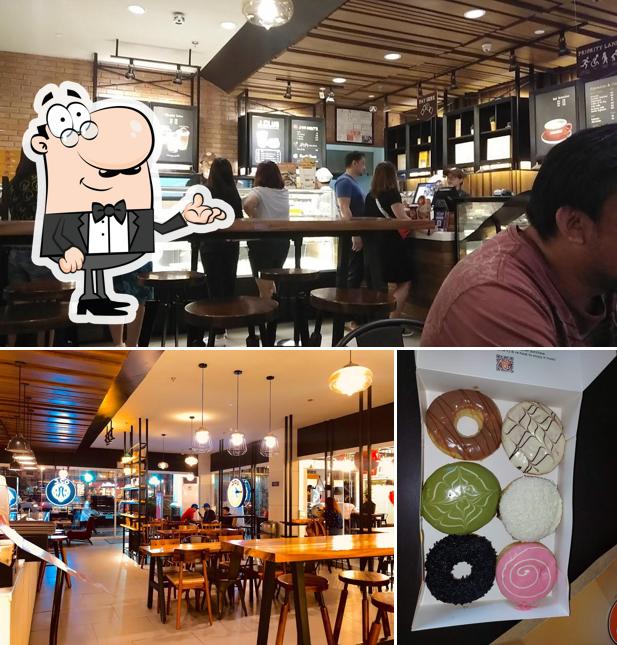 J.Co Donuts and Coffee