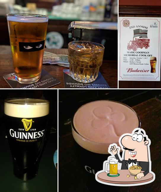 Molloy's Tavern