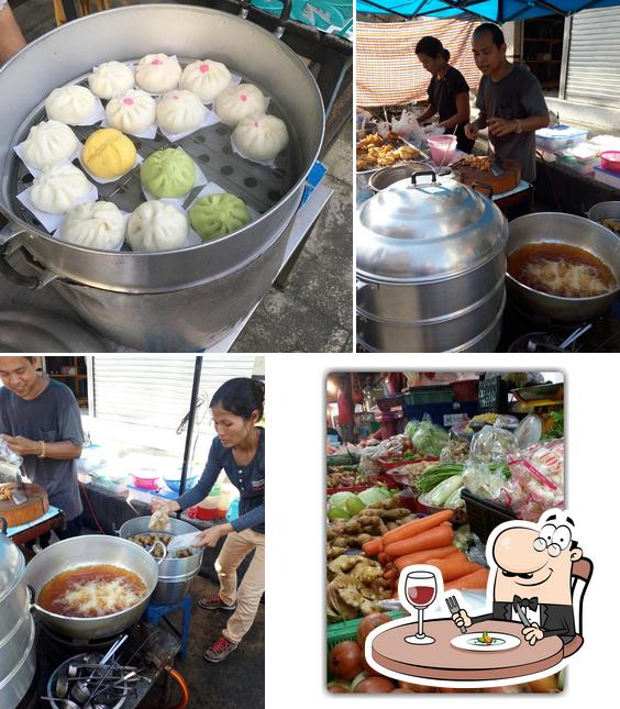 ตลาดเช้า