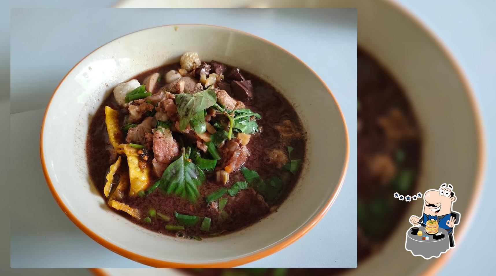 ร้านก๋วยเตี๋ยวแม่ทิน