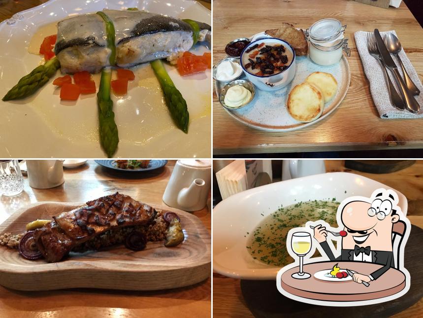 Блюда в "Ресторане Матрёшка"