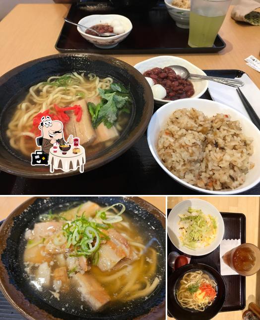 沖縄そば処 まるそば イオン具志川店