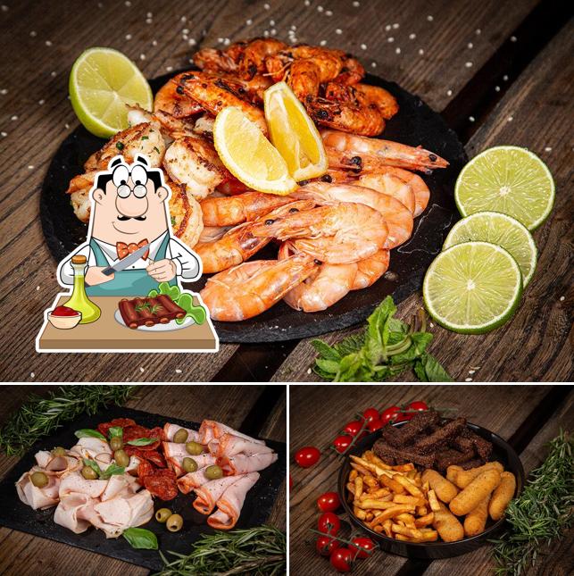 Отведайте мясные блюда в "Atmosphere cafe & lounge"