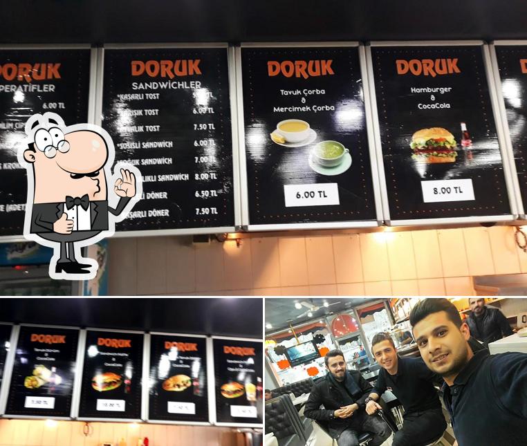 Lahmacun's