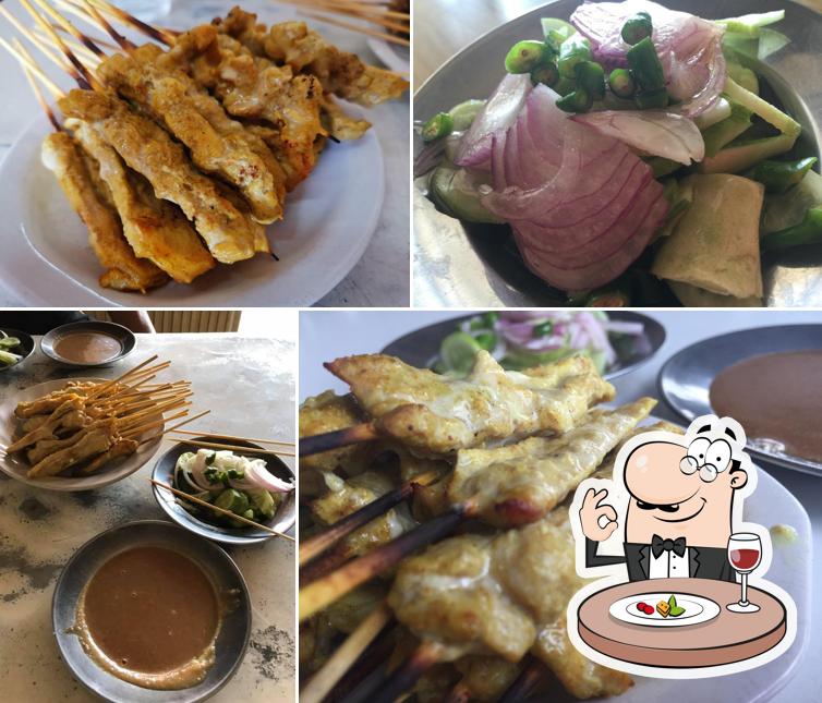 หมูสะเต๊ะอพอลโล ศรีราชา
