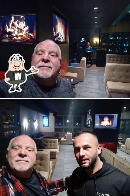 IL Gold Lounge