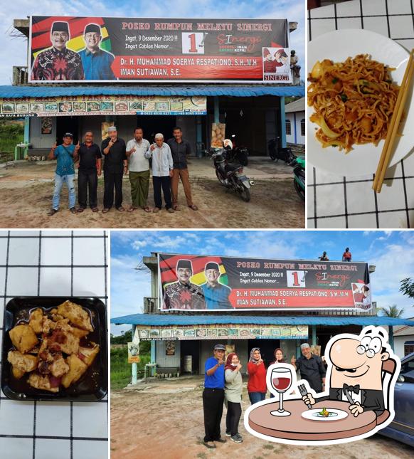 Kedai Mak Teh Tarek