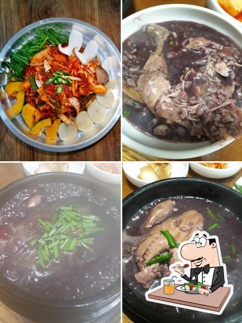 양촌리마을흑미녹차삼계탕