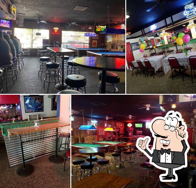 Micky's Bar & Grill
