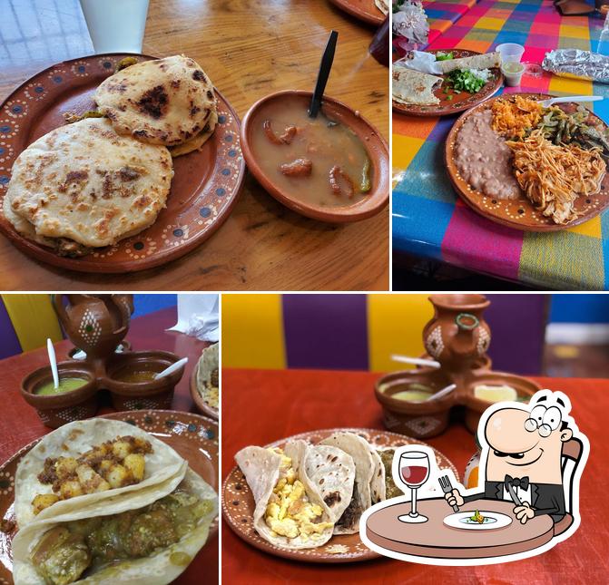 ÁZTECA TACO HOUSE