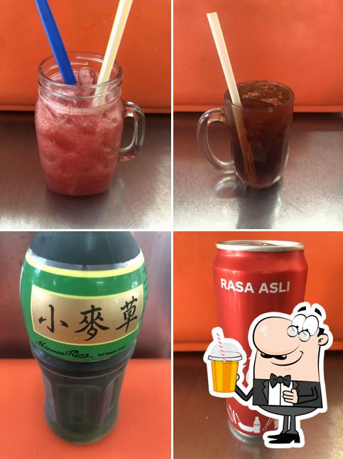 126搵到食茶餐室 Alex and Jenny Enterprise