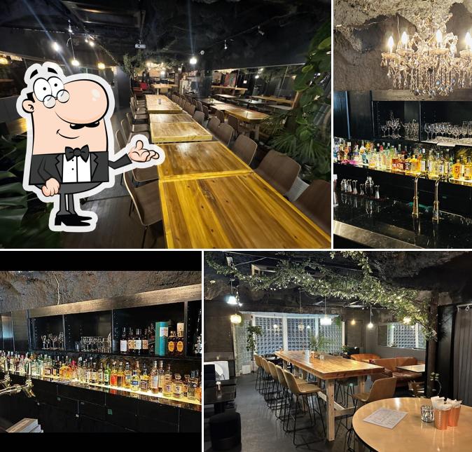 Dining & Bar Castle840（キャッスルハチヨンマル）