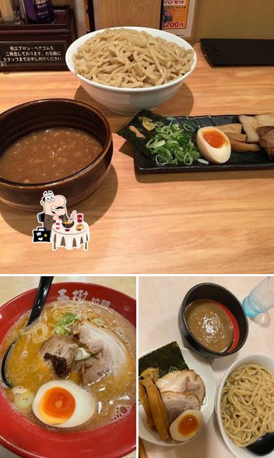 Omuomu 三郷店
