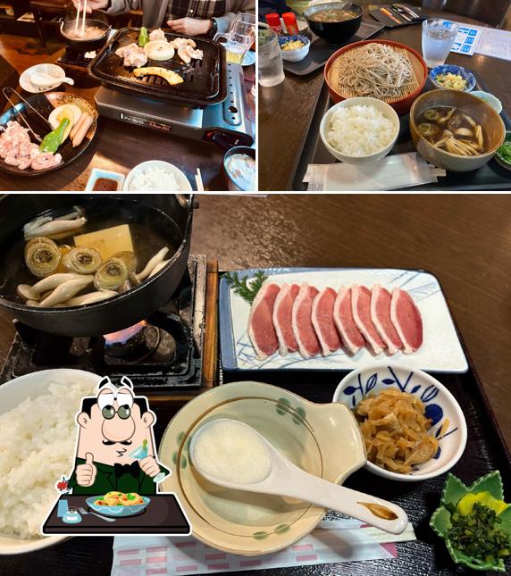 山小屋たぬき庵