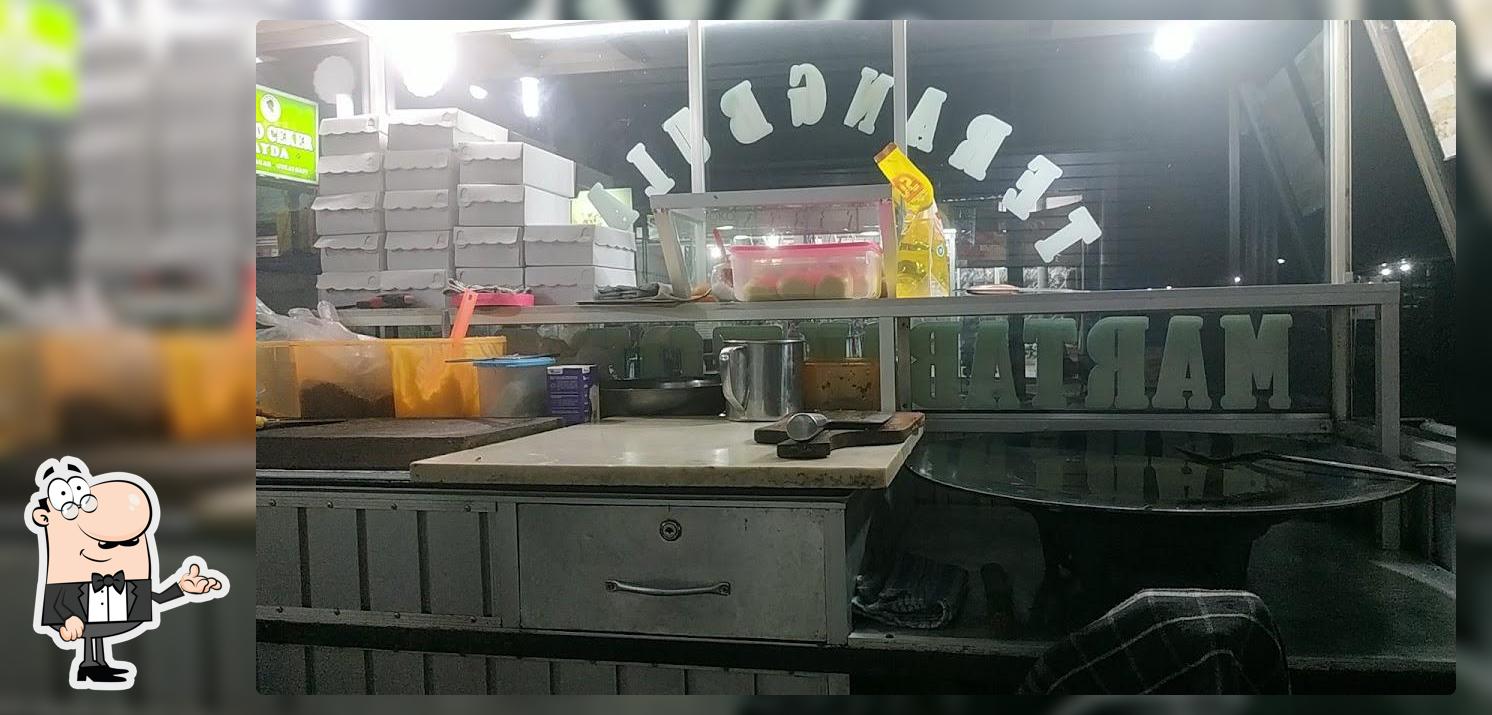 Martabak dan Terang Bulan Destiny