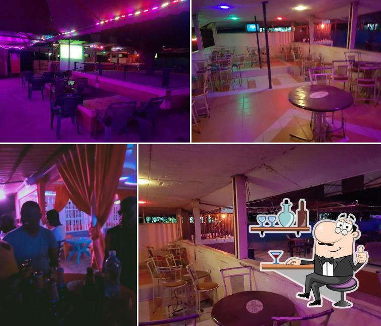 Bulls Bar & Restaurant