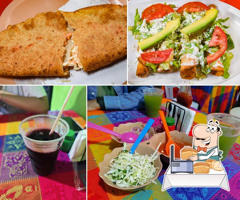 Antojitos Doña Chena