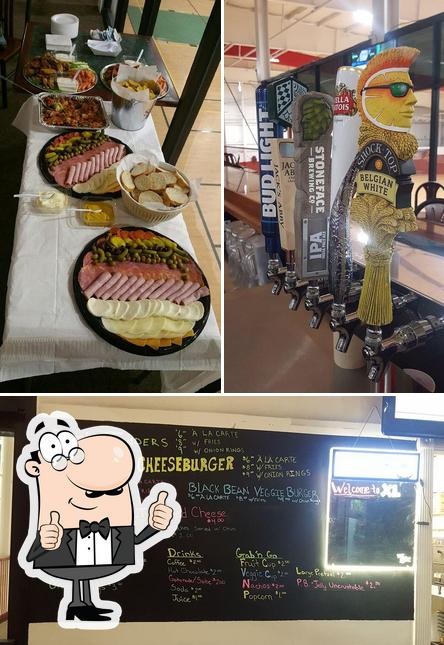 Sideline’s Bar & Cafe