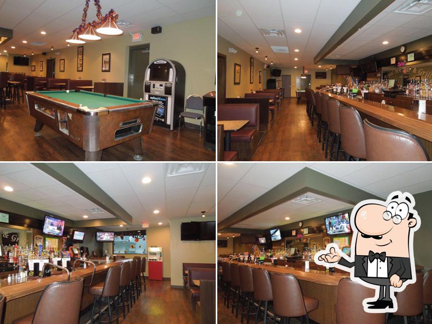 Royal Inn Bar