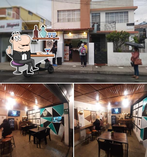 Cherokee - comida rápida-Riobamba