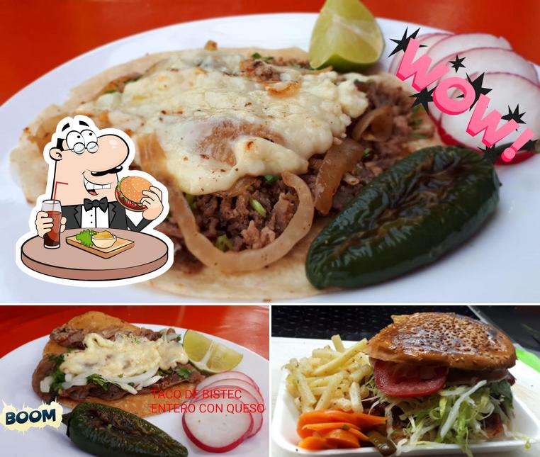 TACOS Y TORTAS EL CARRETON