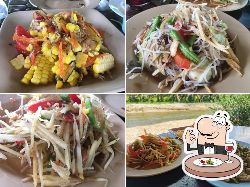 ร้านส้มตำยายทุ๋ย กะปง