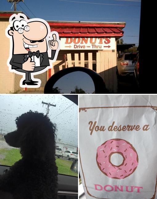 Happy Donuts Bullard