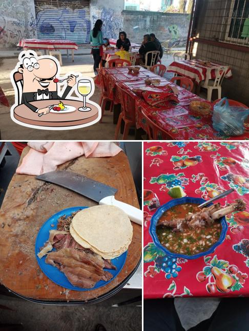 Barbacoa de chivo "Noe"