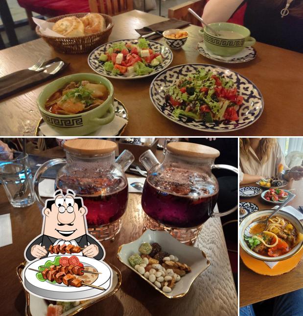 Еда в "Чайхана Анор-Анор"
