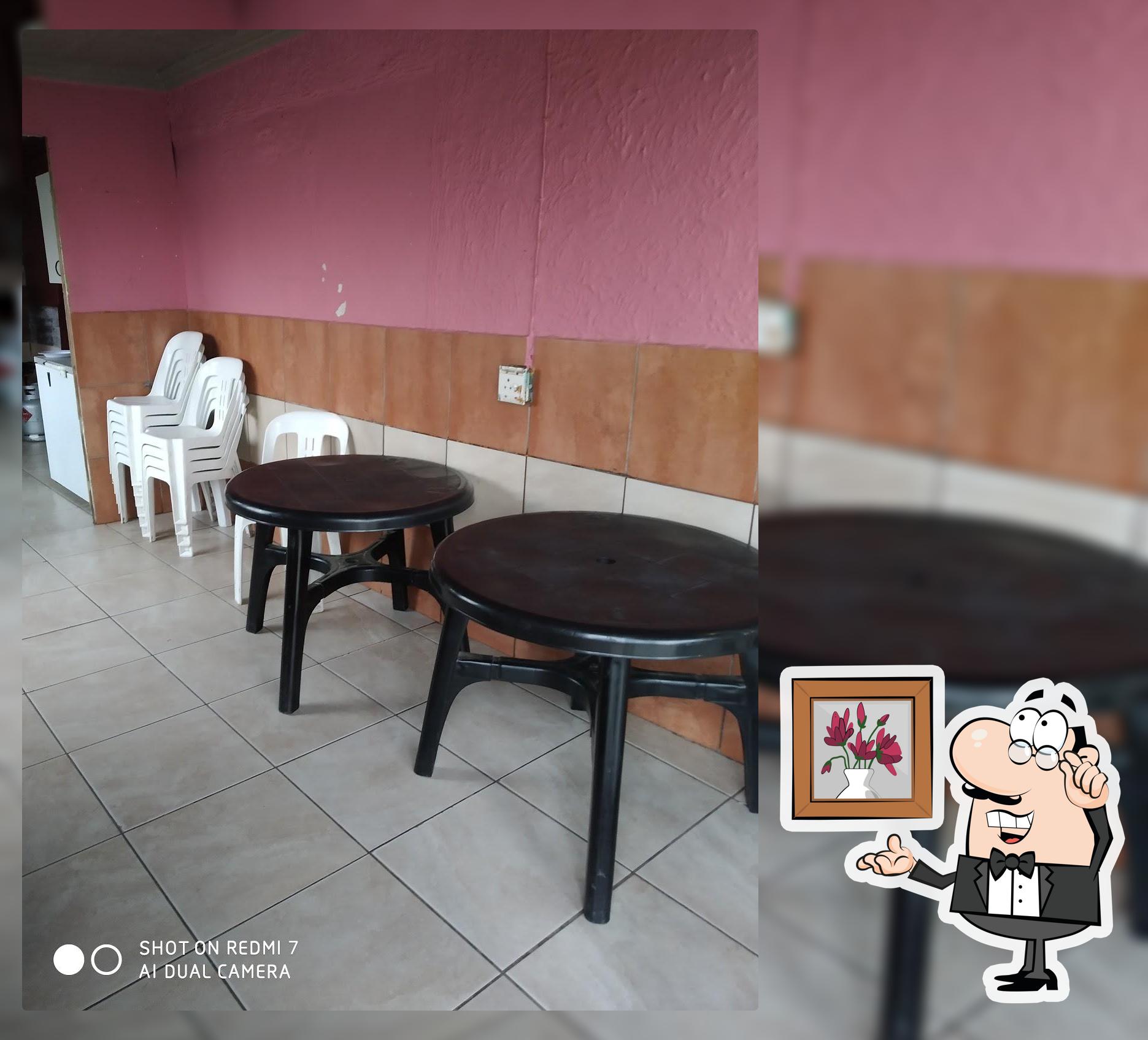 Ma'Mgcina's Restaurant