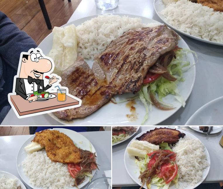 Panareetana