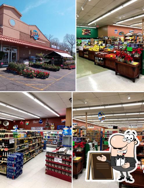 Dot's Market