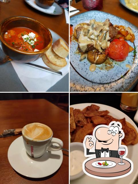Armando's