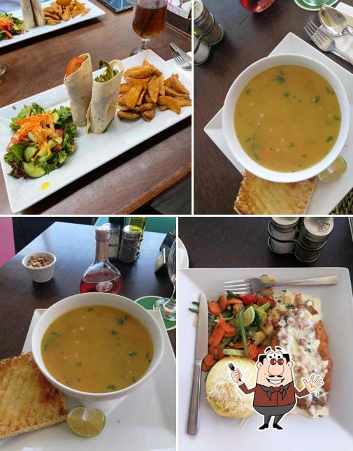 Plaza Cafe