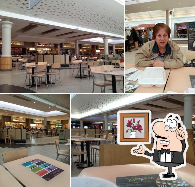 Food Court