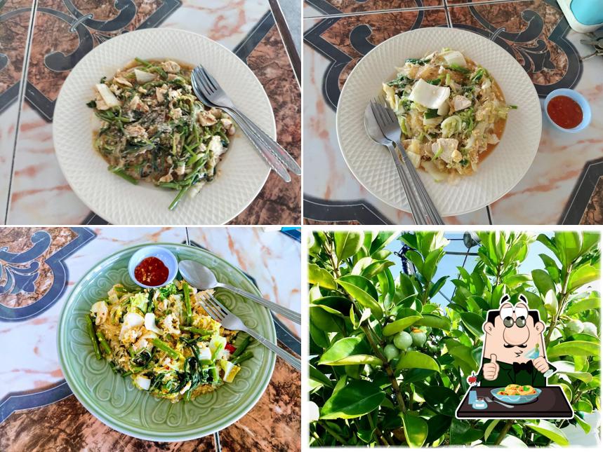 Som Wang Mountain View Restaurant.