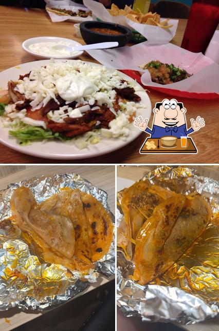 La Mexicana Restaurant