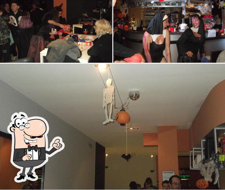 Universal cafe