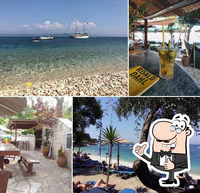Manadendri Beach Bar-Restaurant