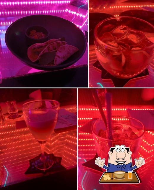 Блюда в "New Wave Bar"