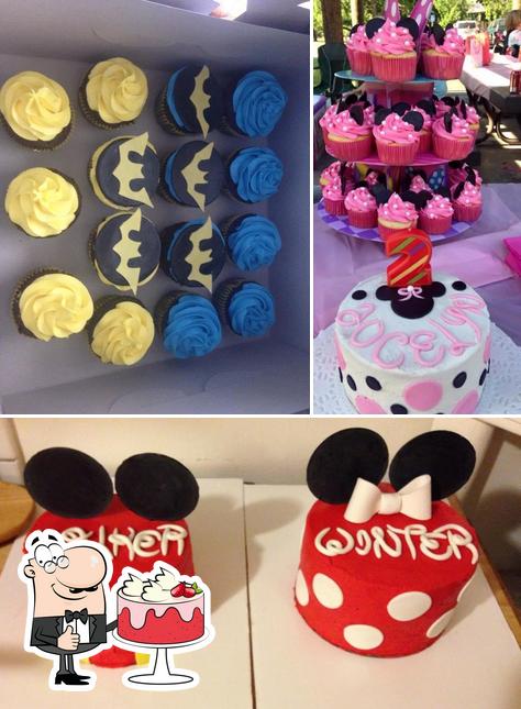 Kelly's Creative Cakes