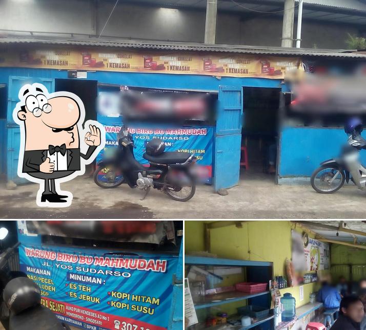 Warung Biru Bu Machmudah