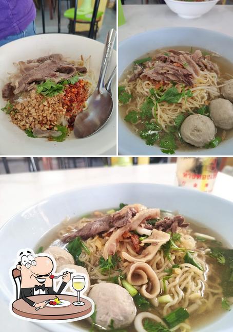 ร้านทอฝัน