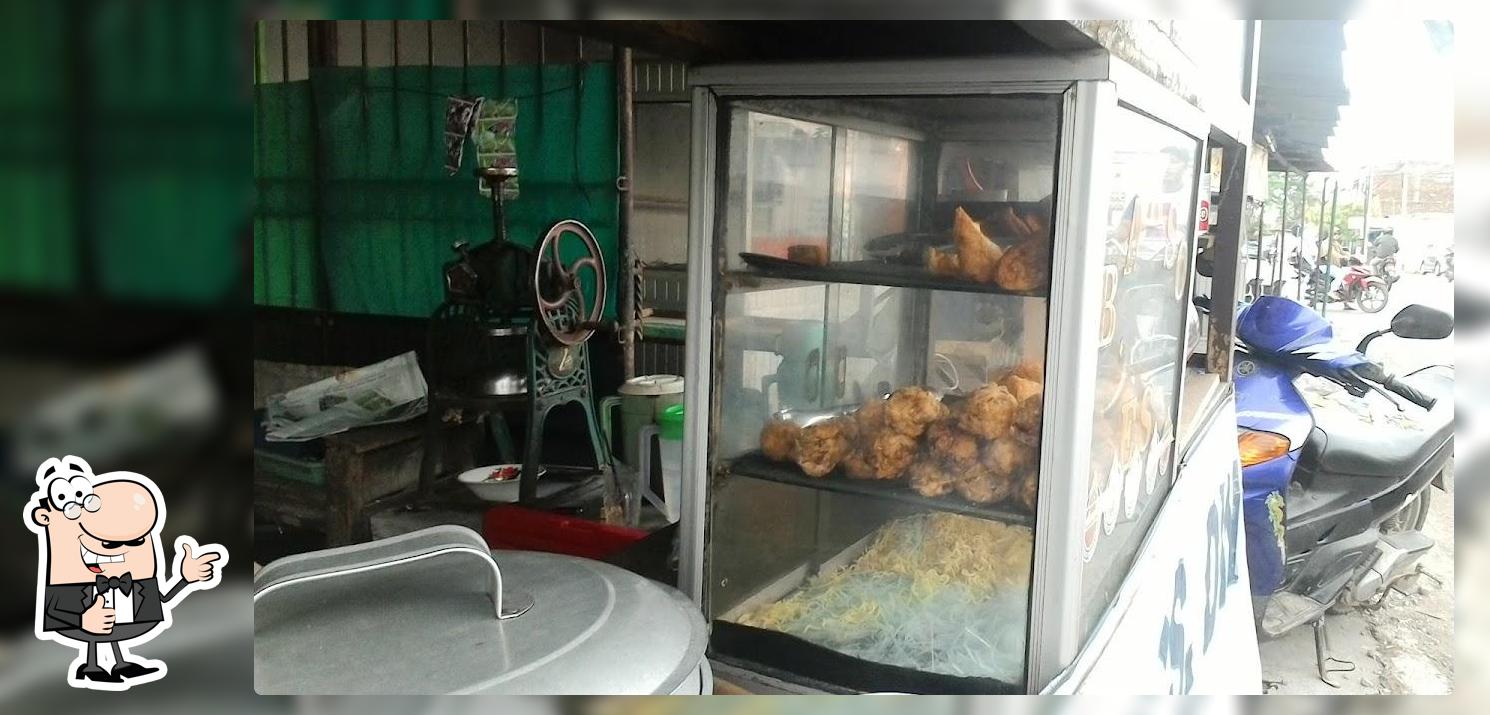 Surabaya Martabak dan Terang Bulan