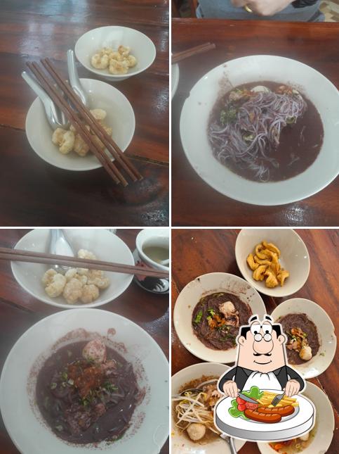 เตี๋ยวเรือ พรบ ณ หนองรี