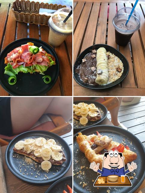 Блюда в "Yacht Cafe"